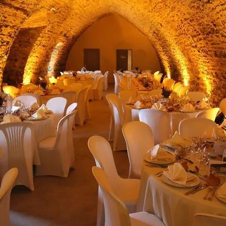 Domaine D'alcapiès Bed & Breakfast 3*