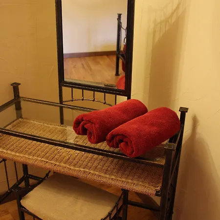 Bed & Breakfast Domaine D'alcapiès Saint-Jean-dʼAlcapiès