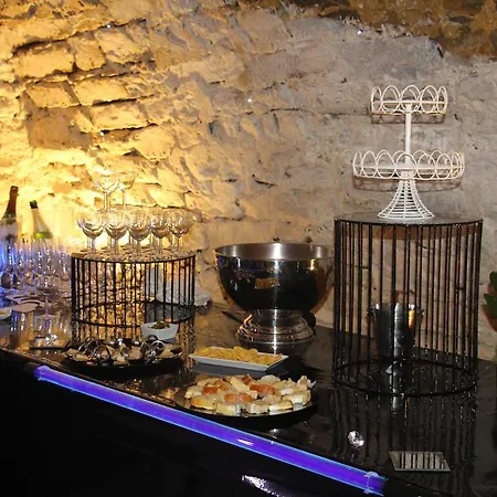 Domaine D'alcapies Bed & Breakfast