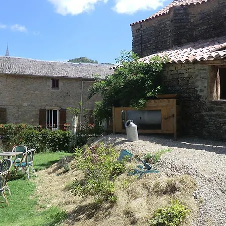 Domaine D'alcapies Bed & Breakfast