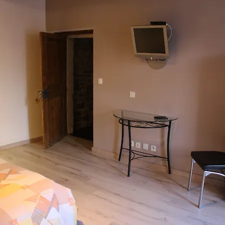 ベッド・アンド・ブレックファスト Domaine D'alcapies Saint-Jean-dʼAlcapiès