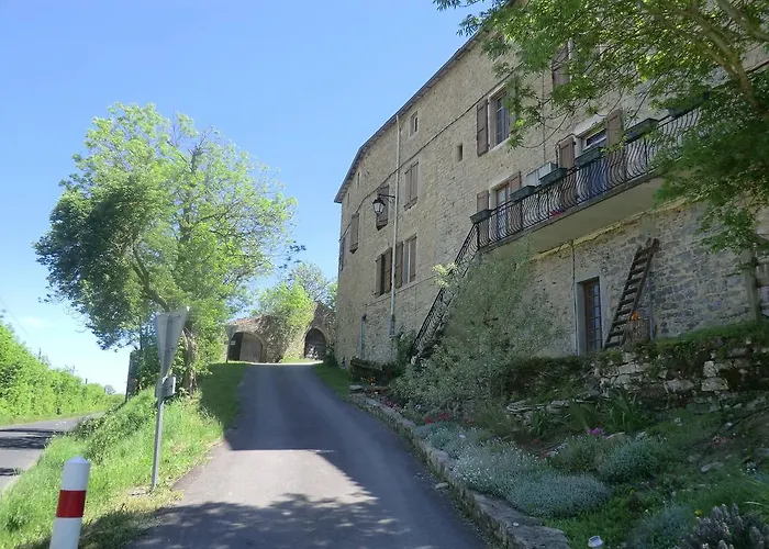 Bed & Breakfast Domaine D'alcapies Saint-Jean-d'Alcapies