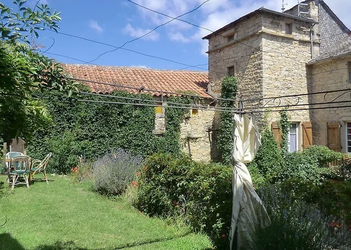 Domaine D'alcapies Bed & Breakfast
