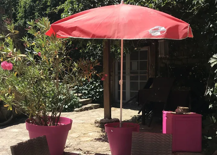 多梅茵奥卡佩酒店 住宿加早餐酒店 3*